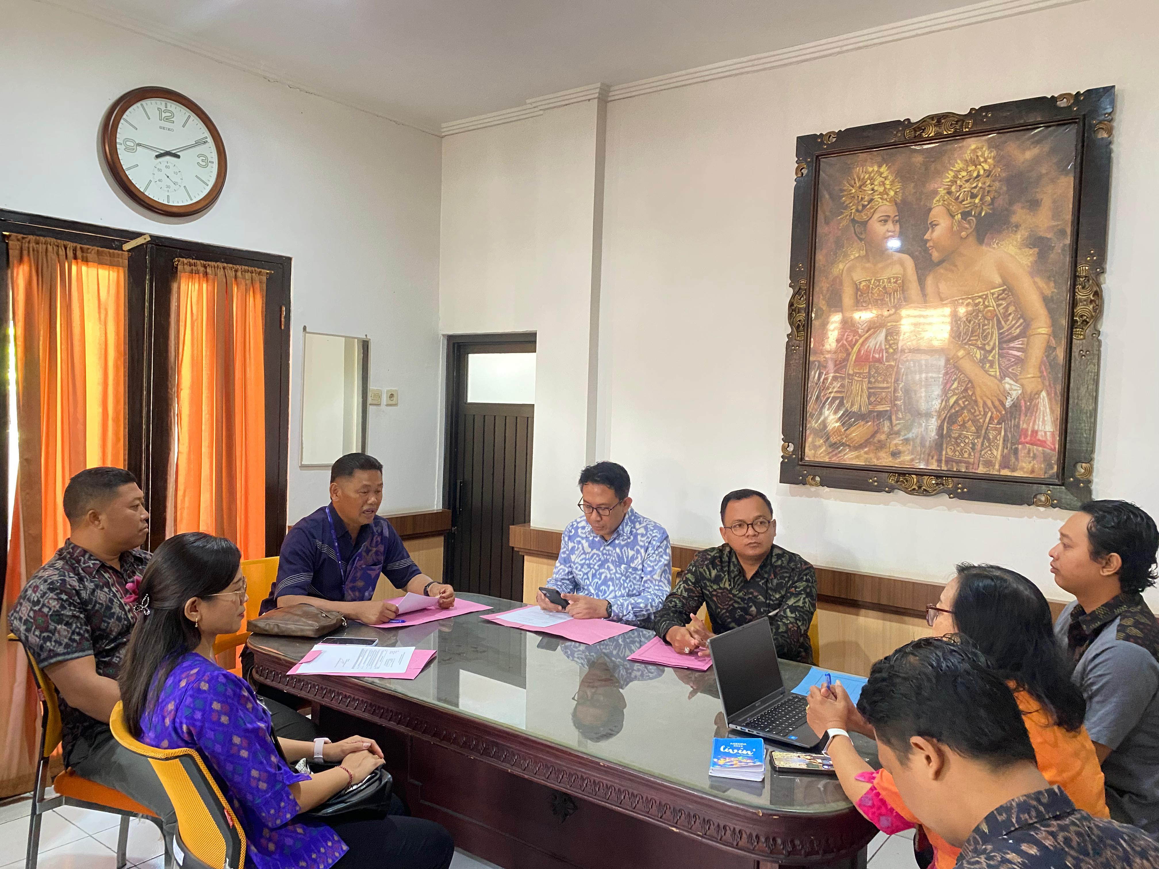 Kunjungan Lapangan Dalam Rangka Penilaian KIPRAH Tahap III Pada Kelurahan Dangin Puri