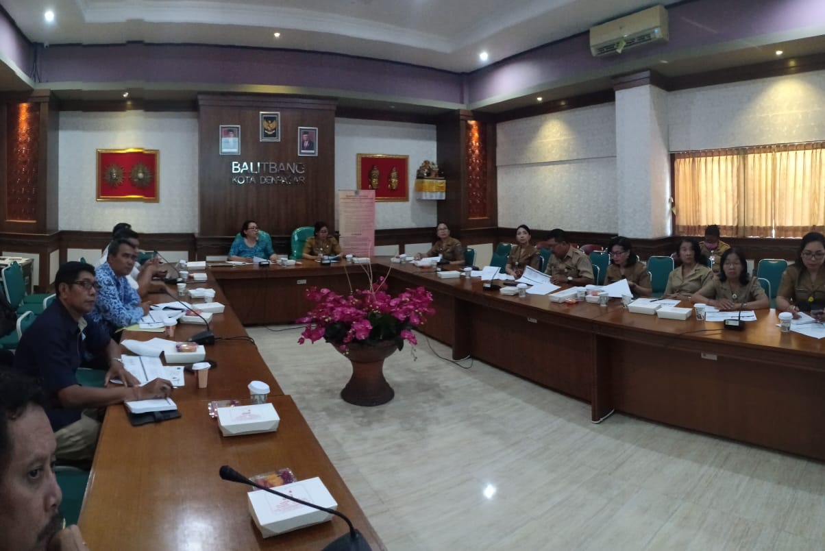 Rapat Pembahasan Rekomendasi Hasil Penelitian Kebutuhan Air Minum Dalam Aspek Ketersediaan Air Bersih di Kota Denpasar