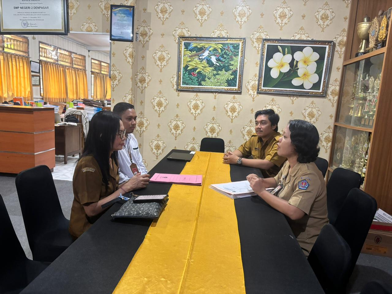 Monitoring dan Evaluasi Inovasi Daerah di SMP Negeri 2 Denpasar