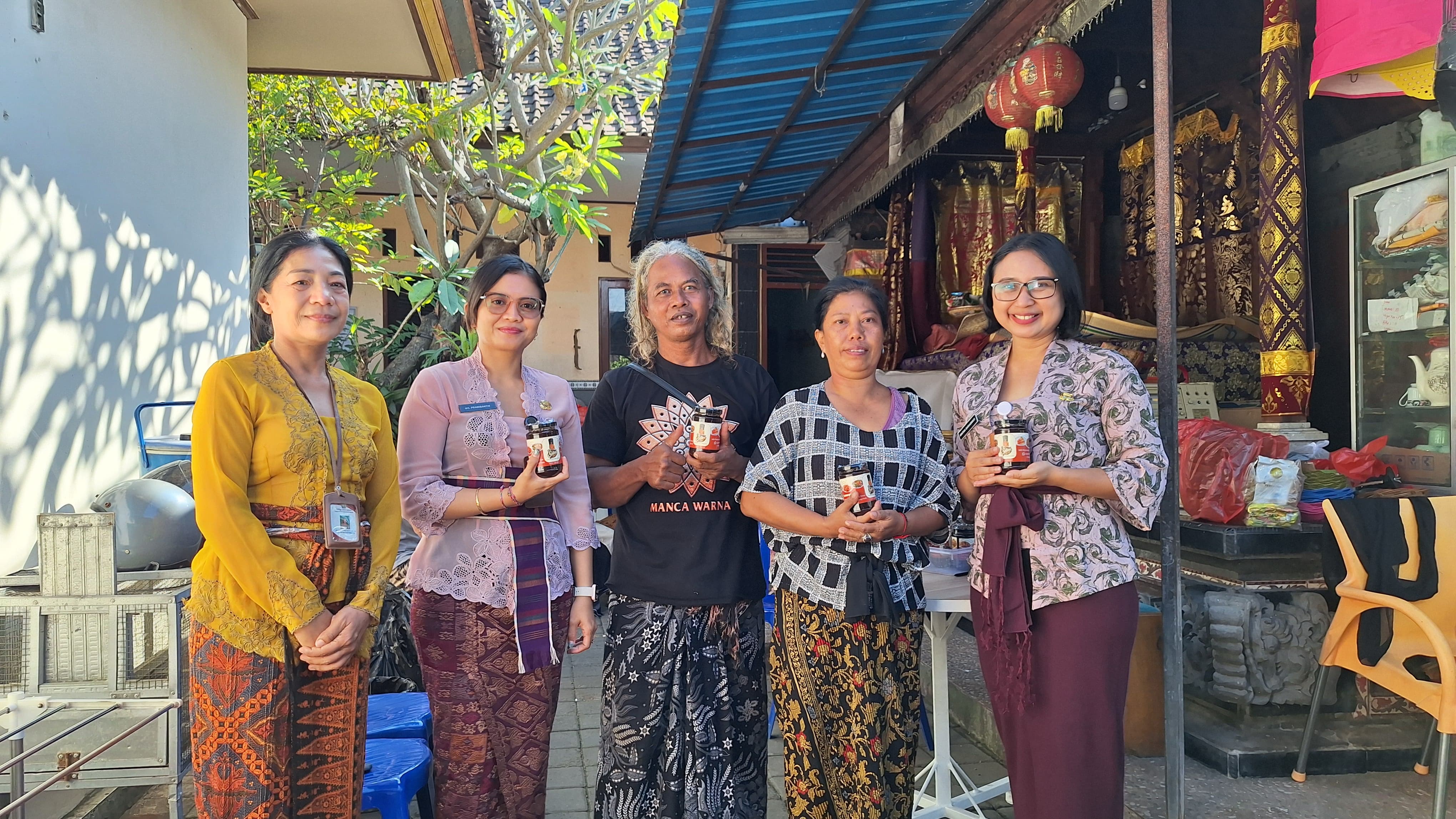 Kunjungan Lapangan Fasilitasi Pendaftaran Merek D'Sutana Sauce & Sambal